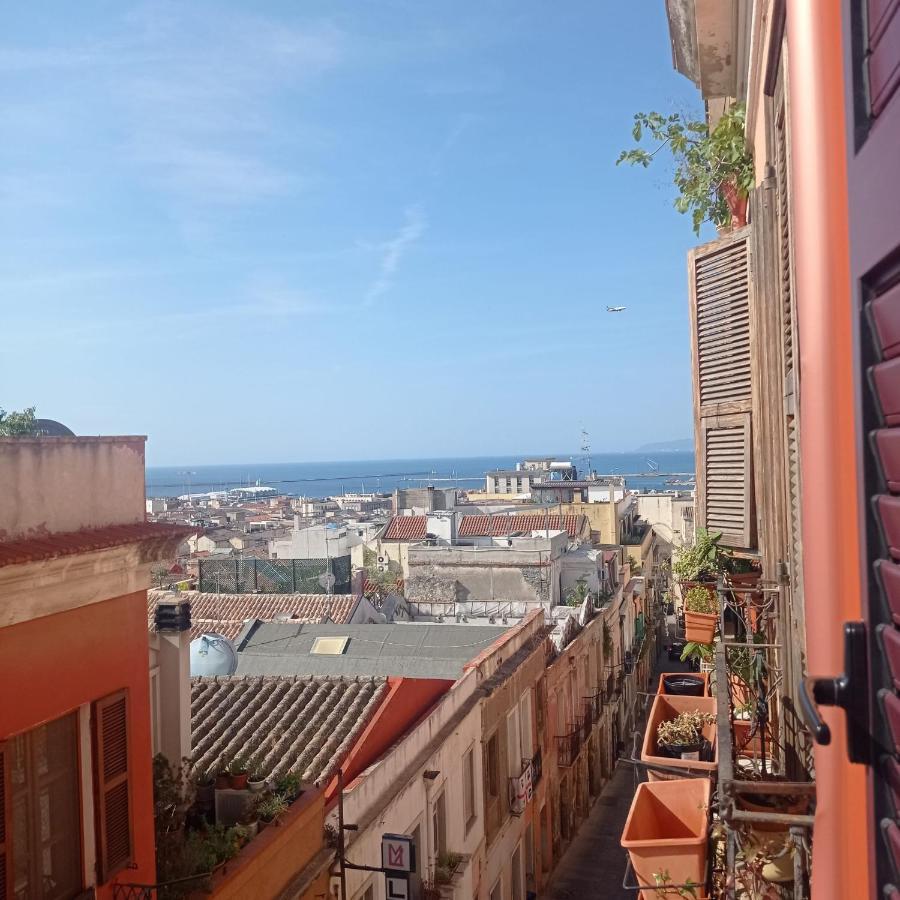 Central Moon Cagliari Vista Mare Eksteriør billede